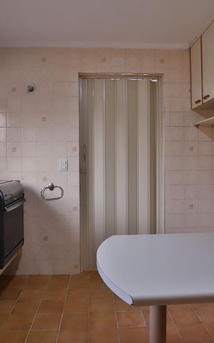 Apartamento à venda com 112m², 3 quartos e 2 vagas Apartamento à venda com 112m², 3 quartos e 2 vagasCozinha