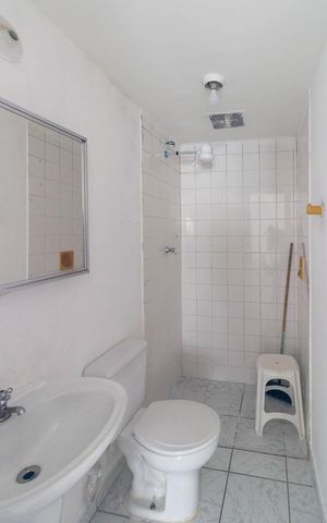 Studio à venda com 40m², 1 quarto e 1 vaga Studio à venda com 40m², 1 quarto e 1 vagaBanheiro