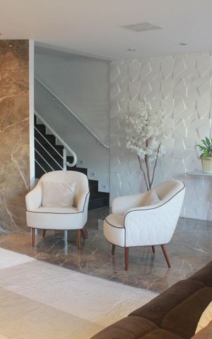 Casa à venda com 249m², 4 quartos e 4 vagasSala