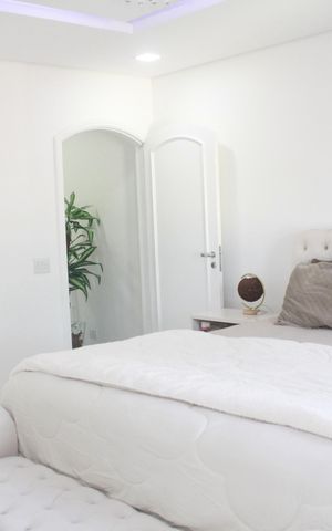 Casa à venda com 249m², 4 quartos e 4 vagasQuarto Suíte