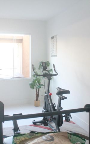 Casa à venda com 249m², 4 quartos e 4 vagasAcademia