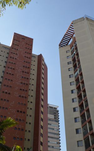 Apartamento à venda com 70m², 2 quartos e 1 vagaFachada