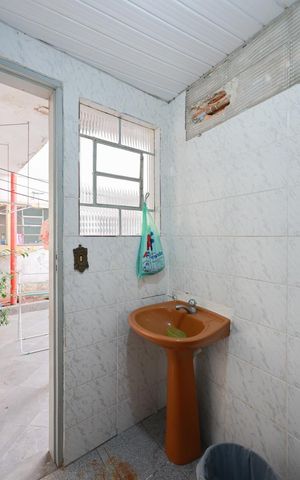 Casa à venda com 140m², 3 quartos e 1 vagaBanheiro de serviço
