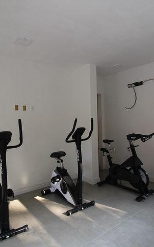Casa de condomínio à venda com 142m², 4 quartos e 2 vagasAcademia