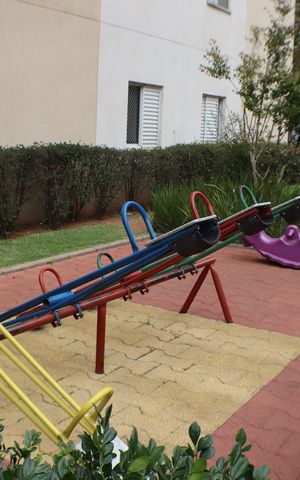 Apartamento à venda com 51m², 2 quartos e 1 vaga Apartamento à venda com 51m², 2 quartos e 1 vagaÁrea comum - Playground