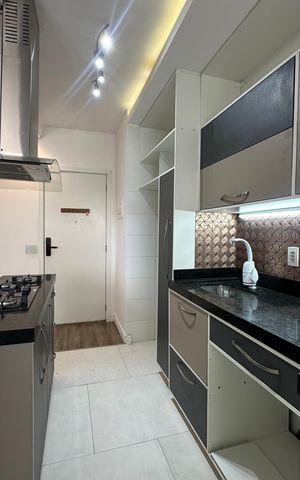 Apartamento à venda com 51m², 2 quartos e 1 vaga Apartamento à venda com 51m², 2 quartos e 1 vagaCozinha