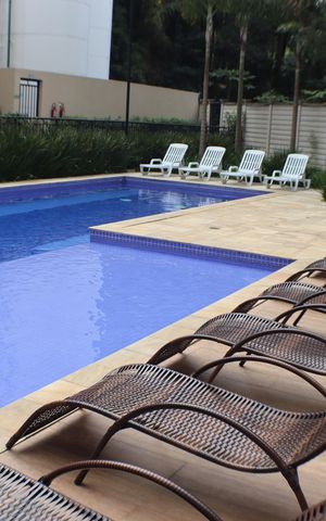 Apartamento à venda com 51m², 2 quartos e 1 vaga Apartamento à venda com 51m², 2 quartos e 1 vagaÁrea comum - Piscina