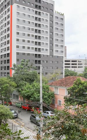 Apartamento à venda com 36m², 2 quartos e sem vaga Apartamento à venda com 36m², 2 quartos e sem vagaVista da Sacada