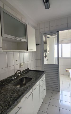 Apartamento à venda com 65m², 2 quartos e 1 vaga Apartamento à venda com 65m², 2 quartos e 1 vagaCozinha