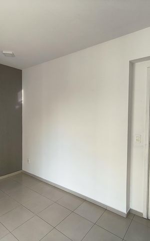 Apartamento à venda com 65m², 2 quartos e 1 vaga Apartamento à venda com 65m², 2 quartos e 1 vagaSala