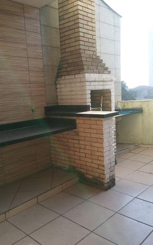 Casa à venda com 240m², 3 quartos e 3 vagas Casa à venda com 240m², 3 quartos e 3 vagasChurrasqueira
