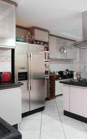 Casa à venda com 180m², 3 quartos e 5 vagasCozinha