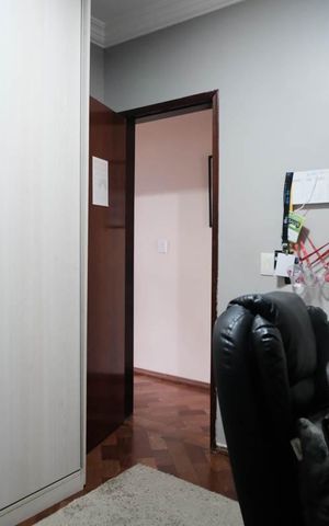 Casa à venda com 180m², 3 quartos e 5 vagasQuarto 2