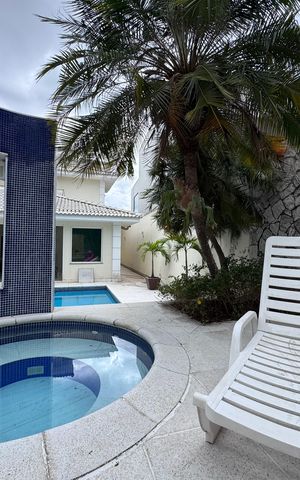 Casa à venda com 612m², 5 quartos e 4 vagasÁrea externa
