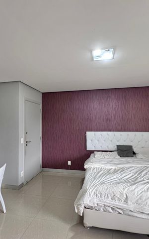 Casa à venda com 612m², 5 quartos e 4 vagasSuíte 2