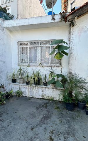 Casa à venda com 258m², 3 quartos e 2 vagasGaragem