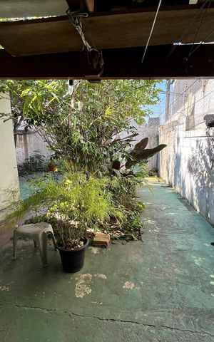 Casa à venda com 258m², 3 quartos e 2 vagasQuintal