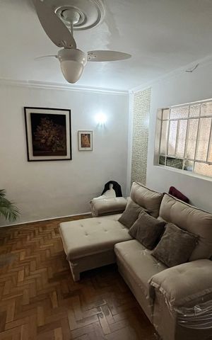 Casa à venda com 258m², 3 quartos e 2 vagasSala