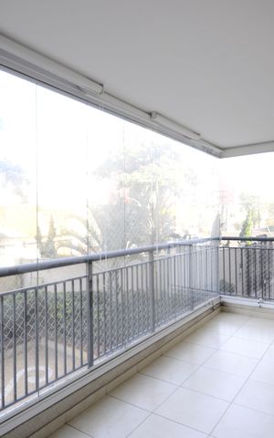 Apartamento à venda com 68m², 2 quartos e 1 vagaVaranda