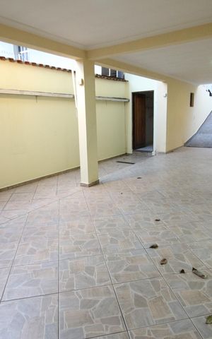 Casa à venda com 189m², 3 quartos e 5 vagasGaragem