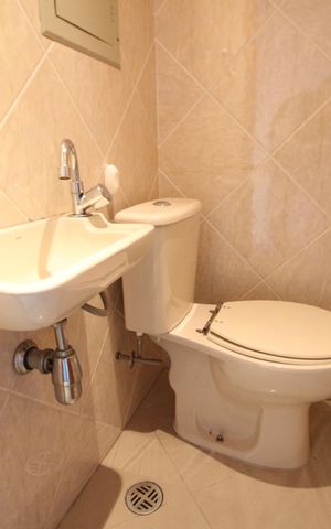 Casa à venda com 189m², 3 quartos e 5 vagasLavabo