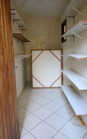 Casa à venda com 189m², 3 quartos e 5 vagasDespensa externa