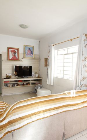 Casa à venda com 120m², 3 quartos e 1 vagaCopa