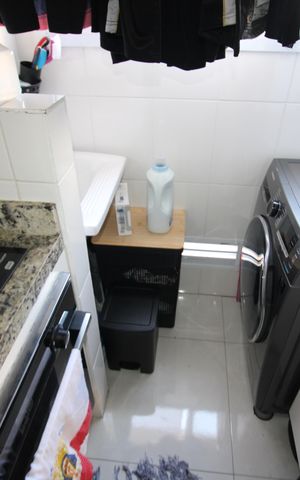 Apartamento à venda com 45m², 2 quartos e sem vagaSala / Cozinha