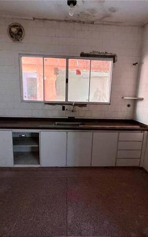 Casa à venda com 161m², 3 quartos e 3 vagas