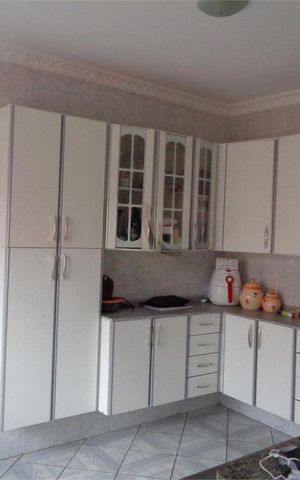 Casa à venda com 234m², 4 quartos e 2 vagas