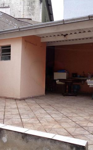 Casa à venda com 234m², 4 quartos e 2 vagas