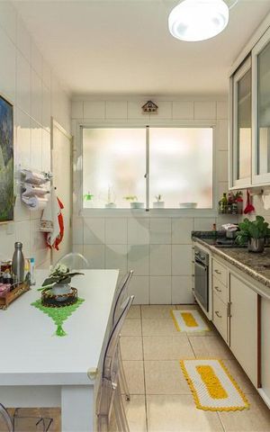 Casa à venda com 131m², 3 quartos e 3 vagas