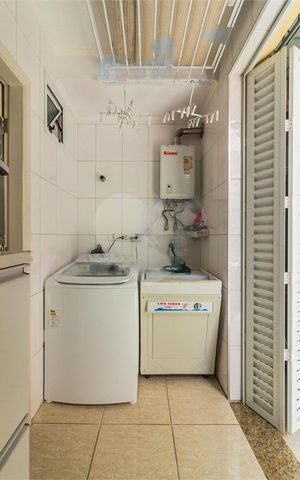 Casa à venda com 131m², 3 quartos e 3 vagas