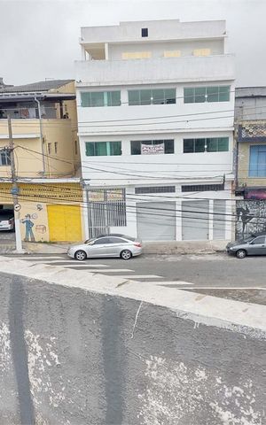 Casa à venda com 130m², 5 quartos e sem vaga