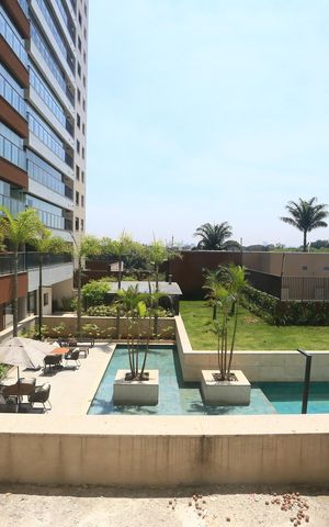 Apartamento à venda com 230m², 4 quartos e 4 vagasVista da Suíte 2