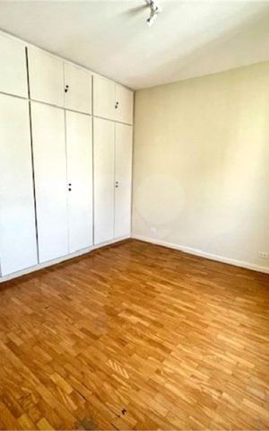 Apartamento à venda com 211m², 3 quartos e 2 vagas