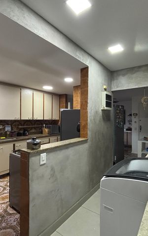 Apartamento à venda com 234m², 4 quartos e 1 vagaÁrea de serviço