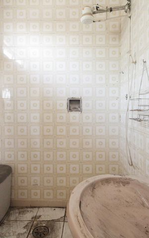Casa à venda com 176m², 3 quartos e 3 vagas Casa à venda com 176m², 3 quartos e 3 vagasBanheiro Suíte