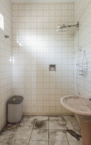 Casa à venda com 176m², 3 quartos e 3 vagas Casa à venda com 176m², 3 quartos e 3 vagasBanheiro Suíte