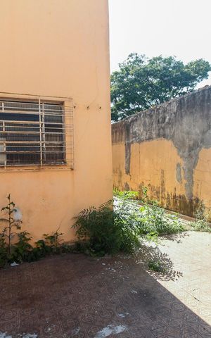 Casa à venda com 176m², 3 quartos e 3 vagas Casa à venda com 176m², 3 quartos e 3 vagasQuintal e Área de Serviço