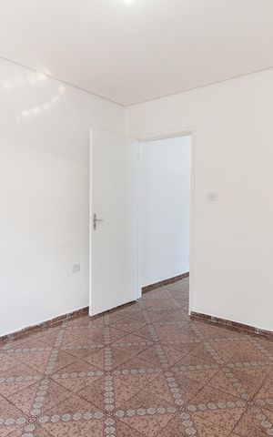 Casa para alugar com 150m², 2 quartos e 10 vagas Casa para alugar com 150m², 2 quartos e 10 vagasQuarto 1
