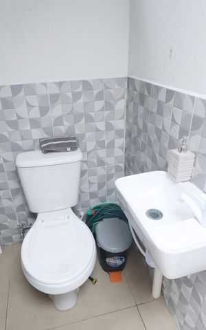 Apartamento à venda com 135m², 2 quartos e 1 vagaBanheiro de serviço