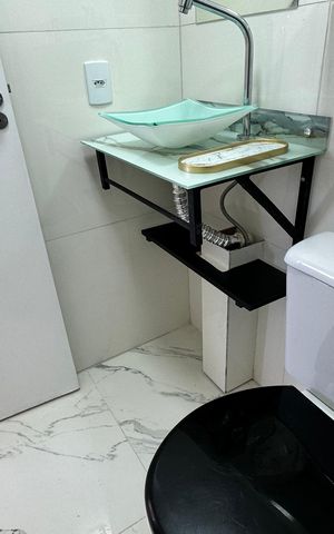 Apartamento à venda com 47m², 2 quartos e sem vaga Apartamento à venda com 47m², 2 quartos e sem vagaBanheiro