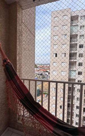 Apartamento à venda com 49m², 2 quartos e 1 vaga Apartamento à venda com 49m², 2 quartos e 1 vagaVaranda