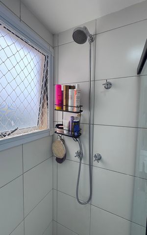 Apartamento à venda com 49m², 2 quartos e 1 vaga Apartamento à venda com 49m², 2 quartos e 1 vagaBanheiro