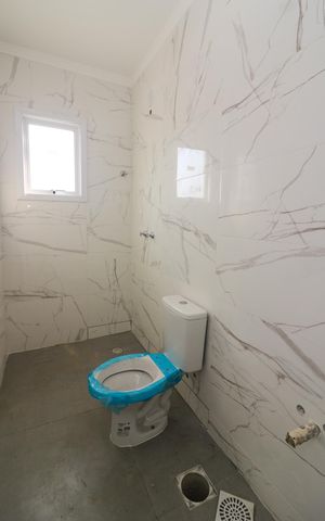 Casa de condomínio à venda com 70m², 2 quartos e 1 vaga Casa de condomínio à venda com 70m², 2 quartos e 1 vagaBanheiro