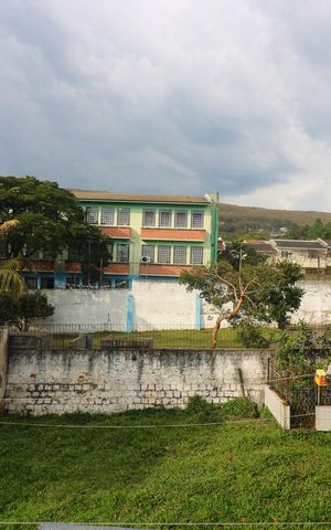 Casa de condomínio à venda com 70m², 2 quartos e 1 vaga Casa de condomínio à venda com 70m², 2 quartos e 1 vagaVista da Sacada