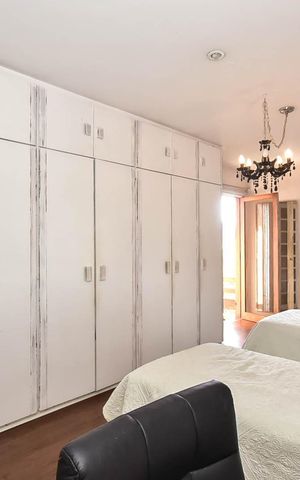 Casa à venda com 518m², 5 quartos e 4 vagasSuíte 1