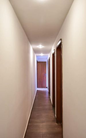 Casa à venda com 518m², 5 quartos e 4 vagasÁrea comum