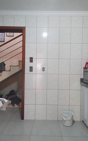 Casa para alugar com 160m², 2 quartos e 2 vagasCozinha